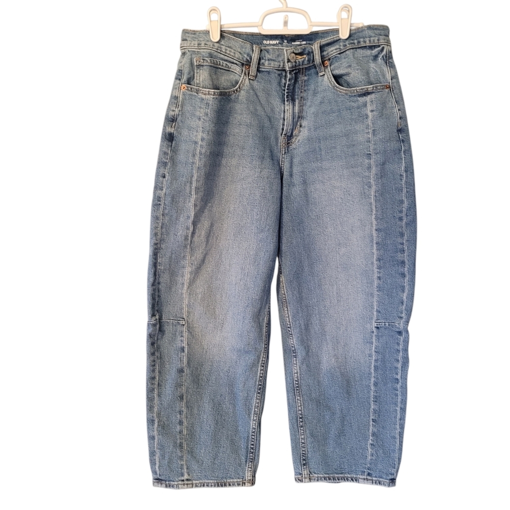 Old Navy High-Rise Light Blue Straight-Leg Jeans